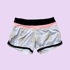 Lululemon Groovy Run Short Gingham Tan Pink Black Size 6